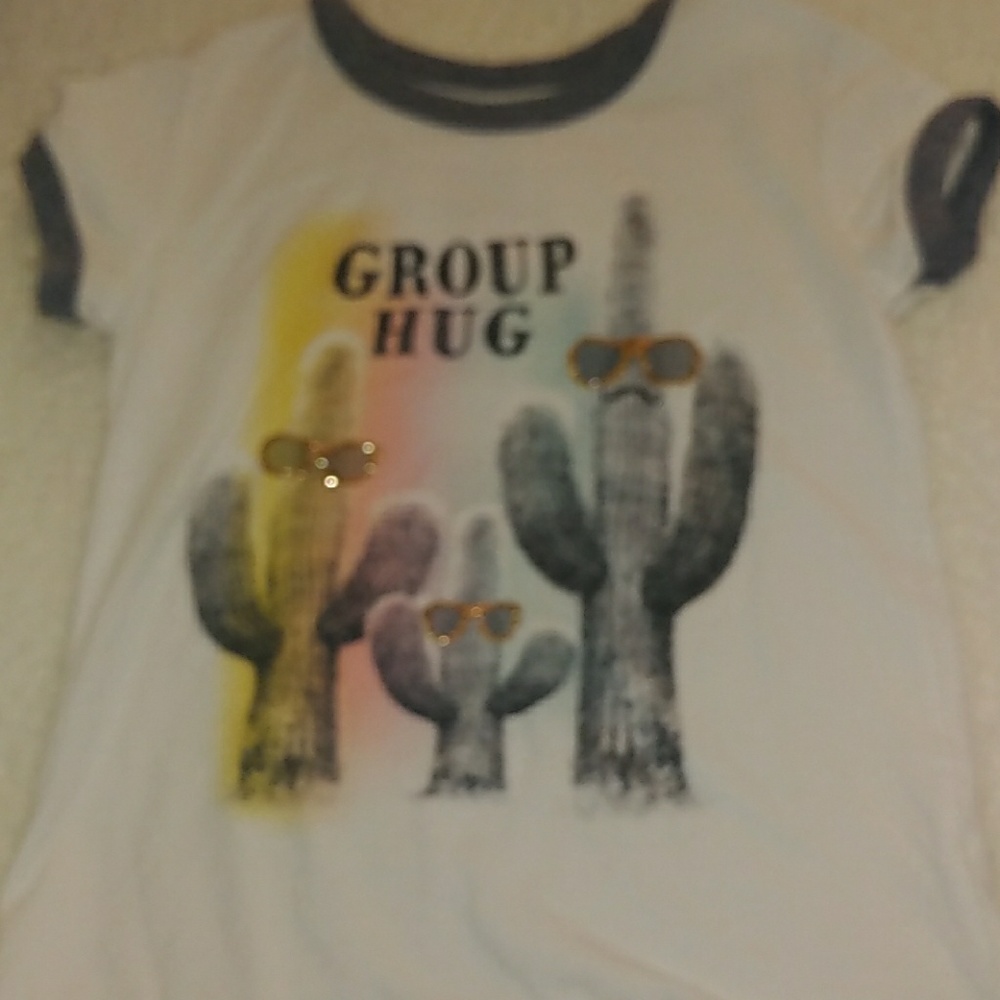 Group hug cactus tee